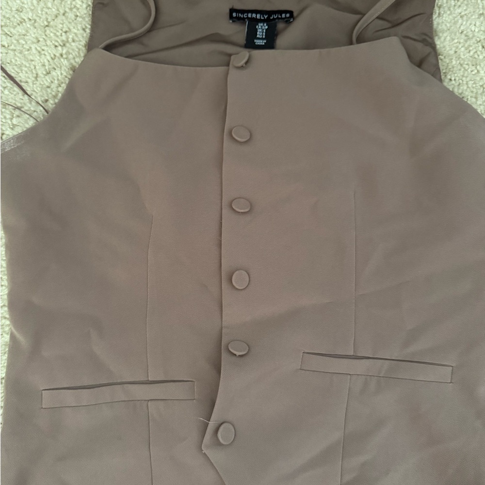 Sincerly Jules Women's Tan shirt